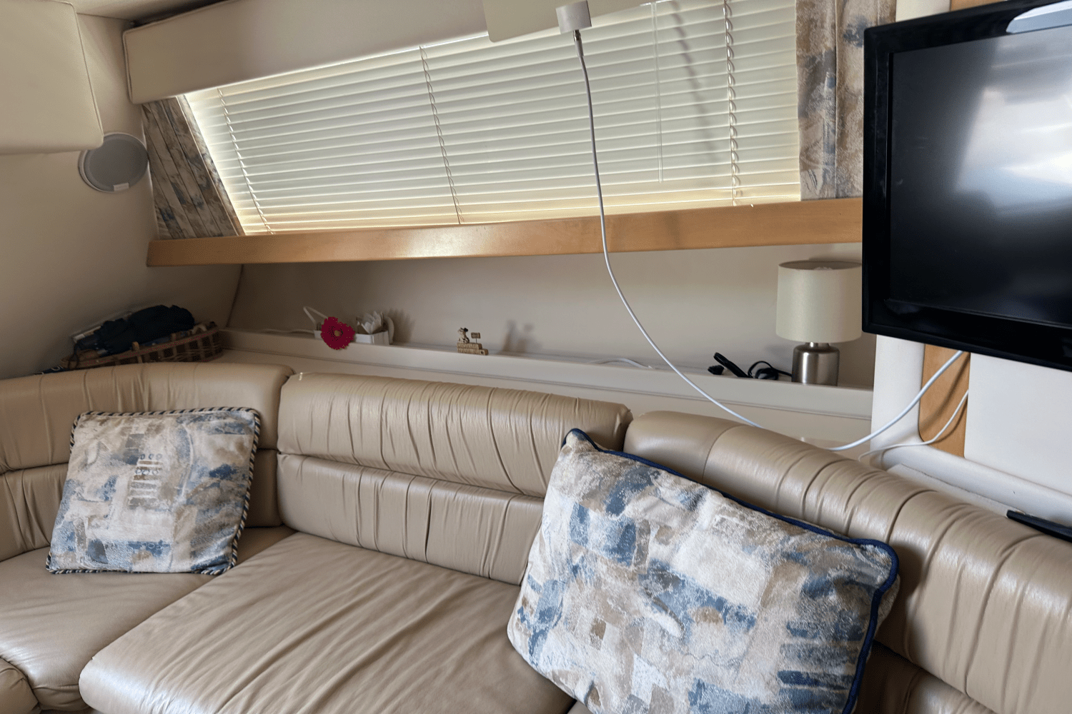 1998 Carver Yachts SANTEGO 380 Image Thumbnail #13