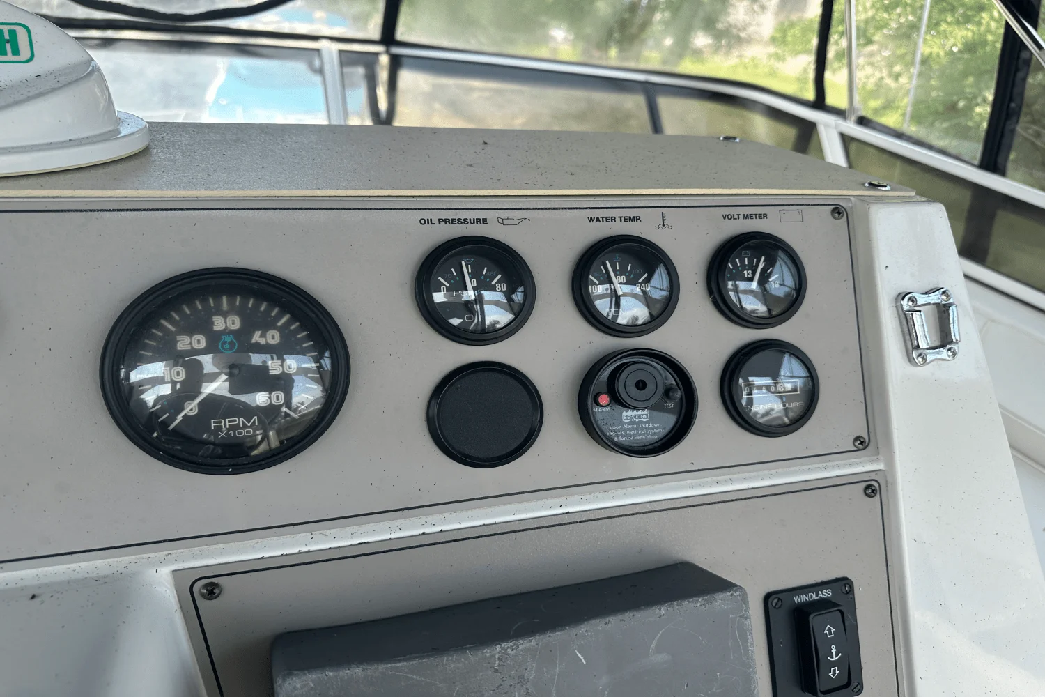 1998 Carver Yachts SANTEGO 380 Image Thumbnail #5