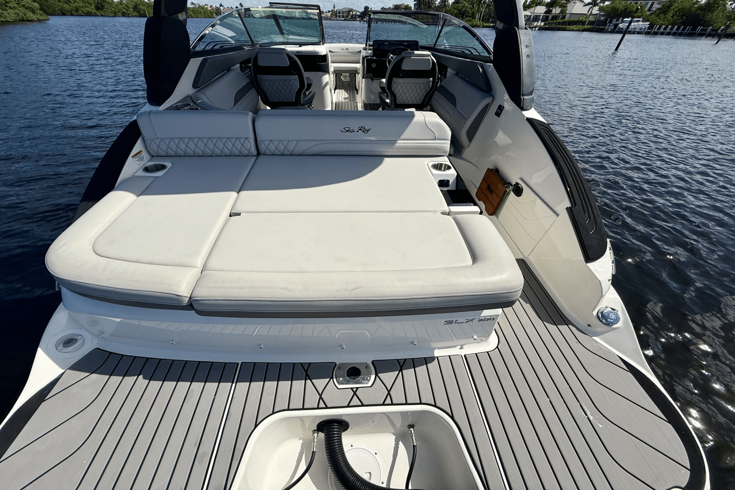 2023 Sea Ray 260 SXO Image Thumbnail #10