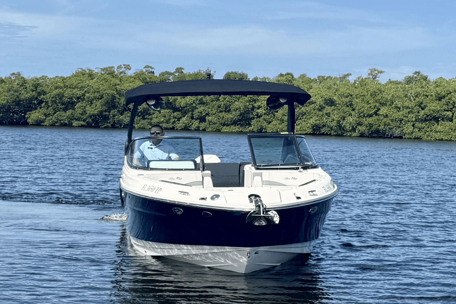 2023 Sea Ray 260 SXO Image Thumbnail #2