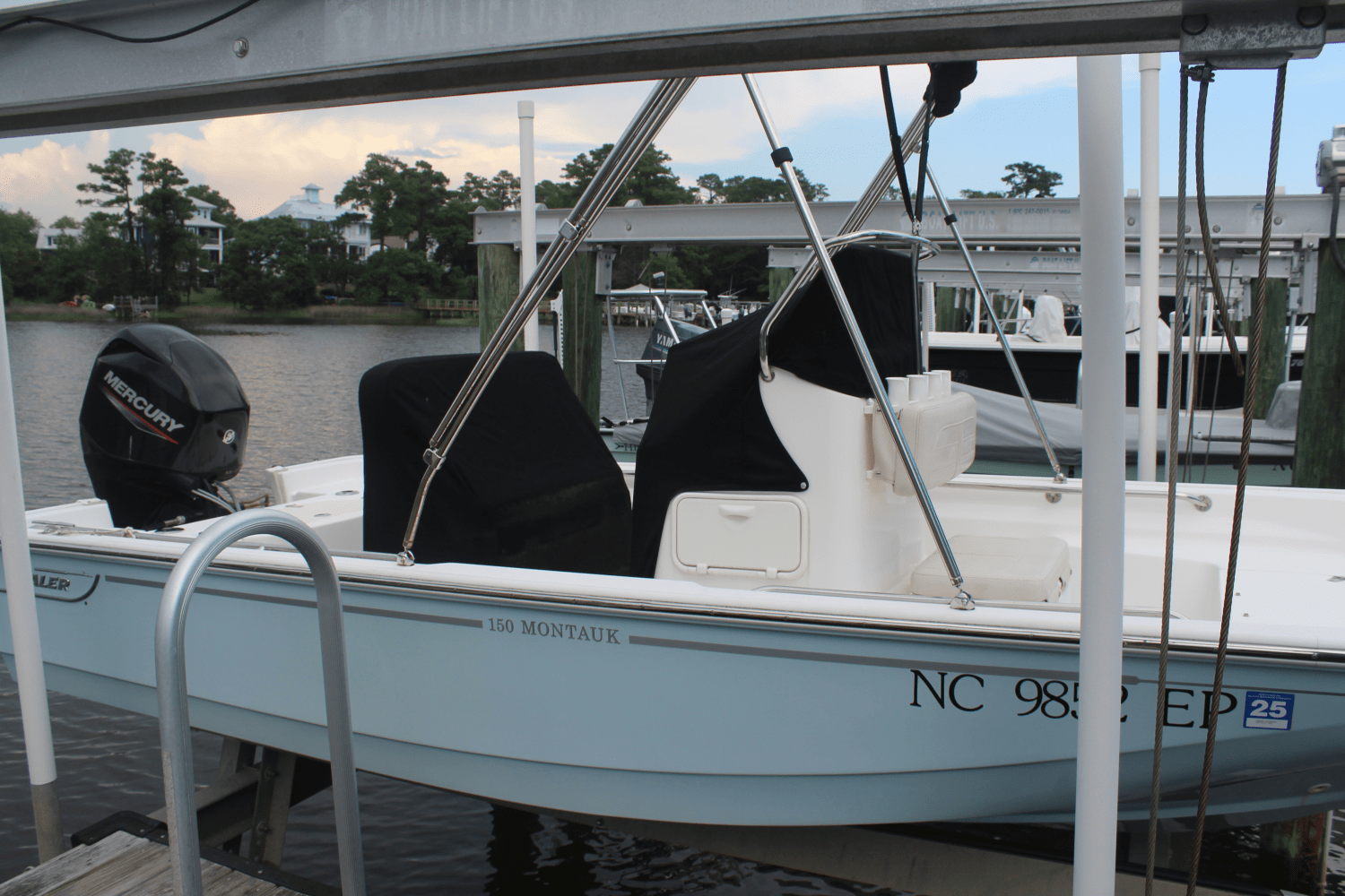 2021 Boston Whaler 150 MONTAUK Image Thumbnail #8