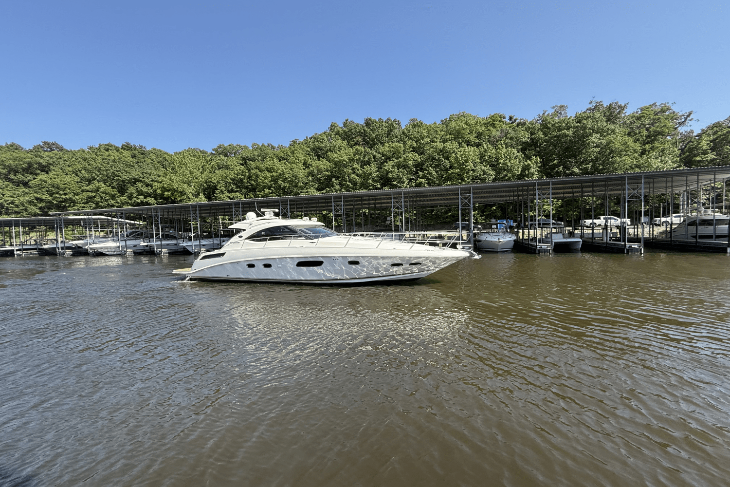2010 Sea Ray 470 SUNDANCER Image Thumbnail #2