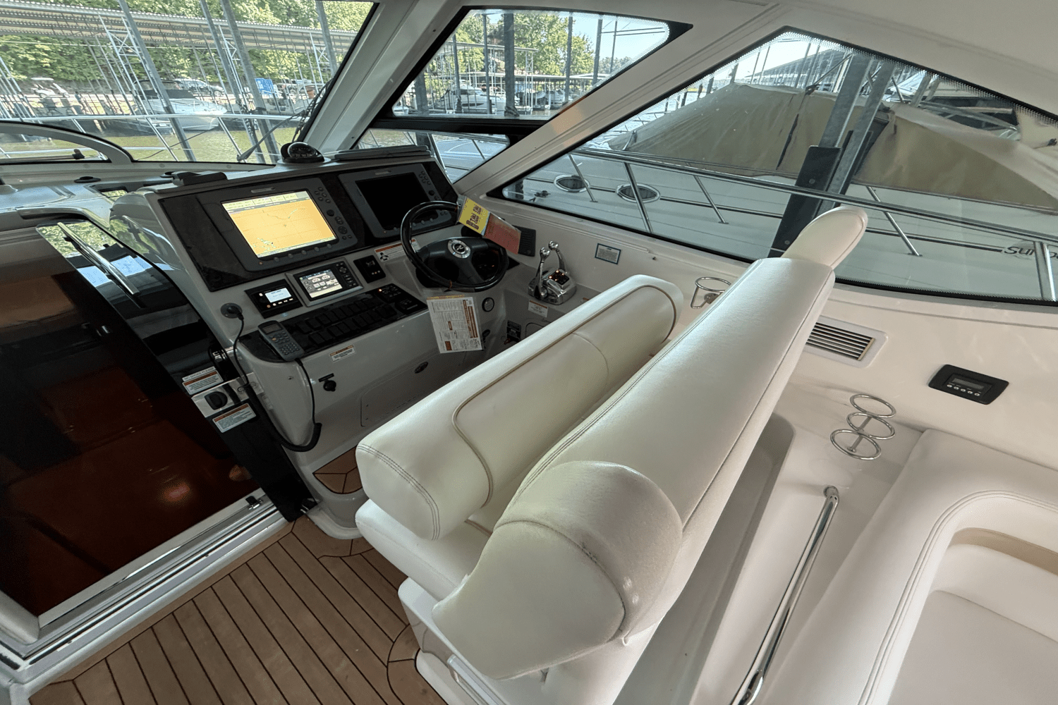 2010 Sea Ray 470 SUNDANCER Image Thumbnail #11