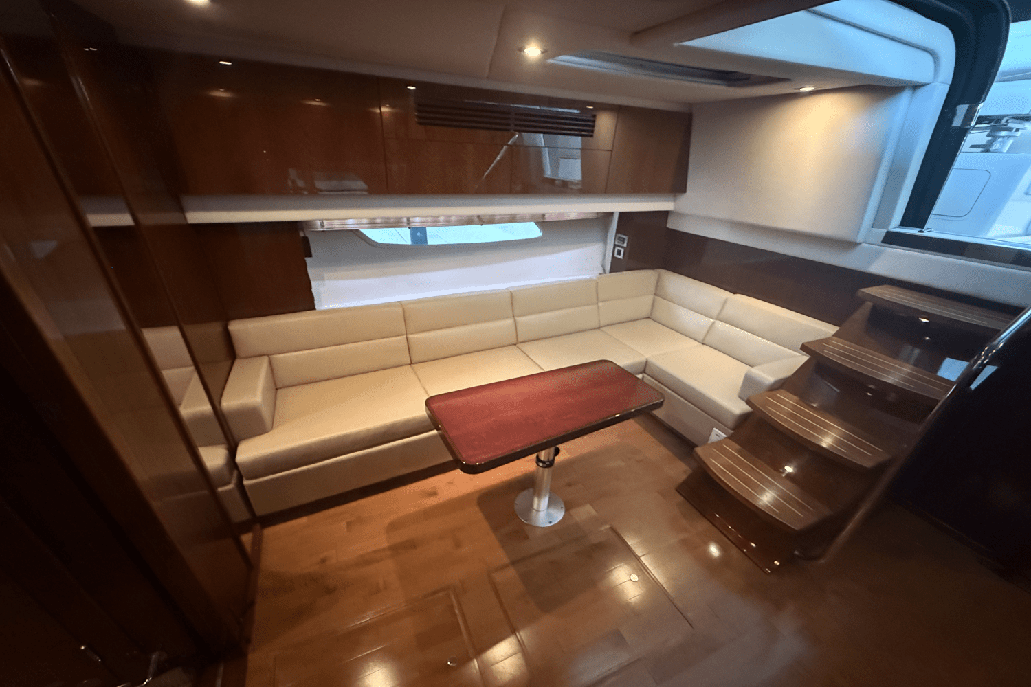 2010 Sea Ray 470 SUNDANCER Image Thumbnail #21