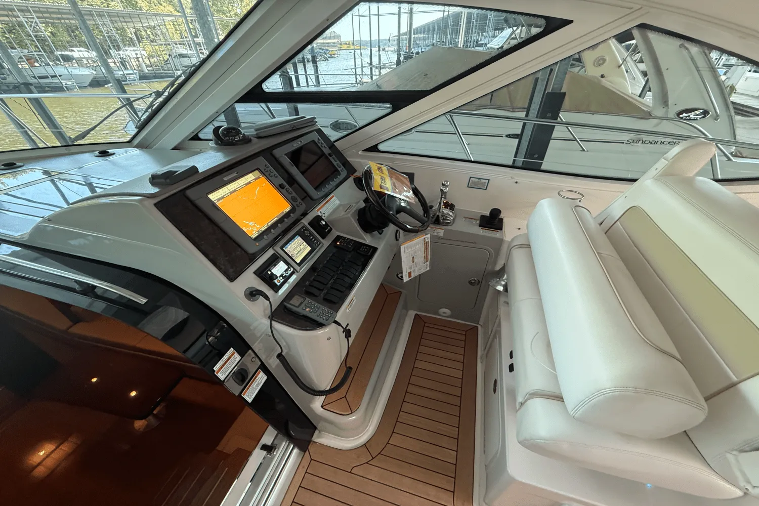 2010 Sea Ray 470 SUNDANCER Image Thumbnail #10