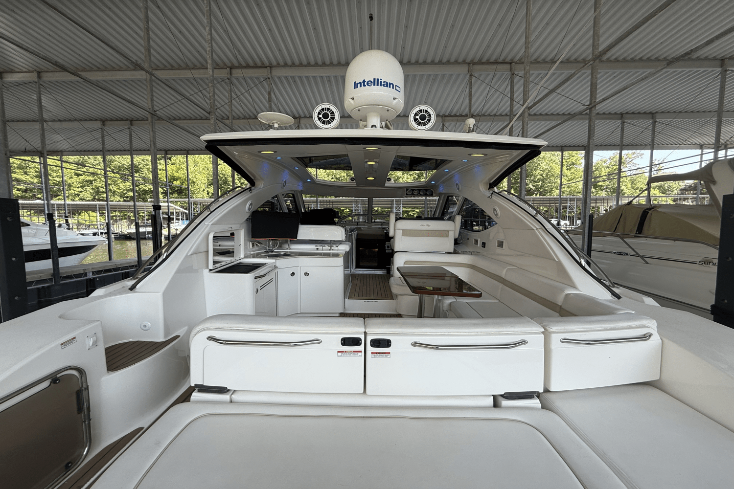 2010 Sea Ray 470 SUNDANCER Image Thumbnail #8