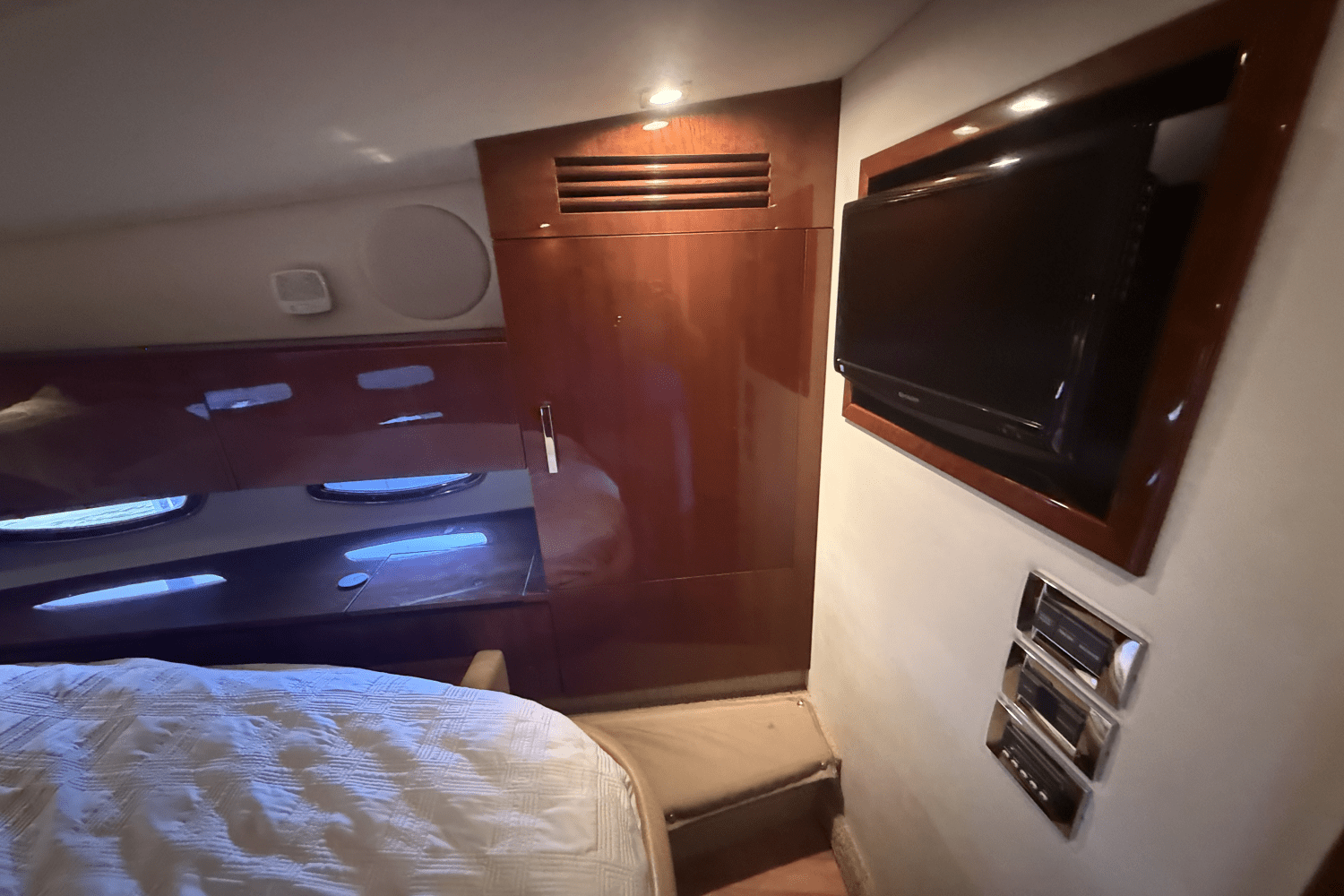 2010 Sea Ray 470 SUNDANCER Image Thumbnail #18