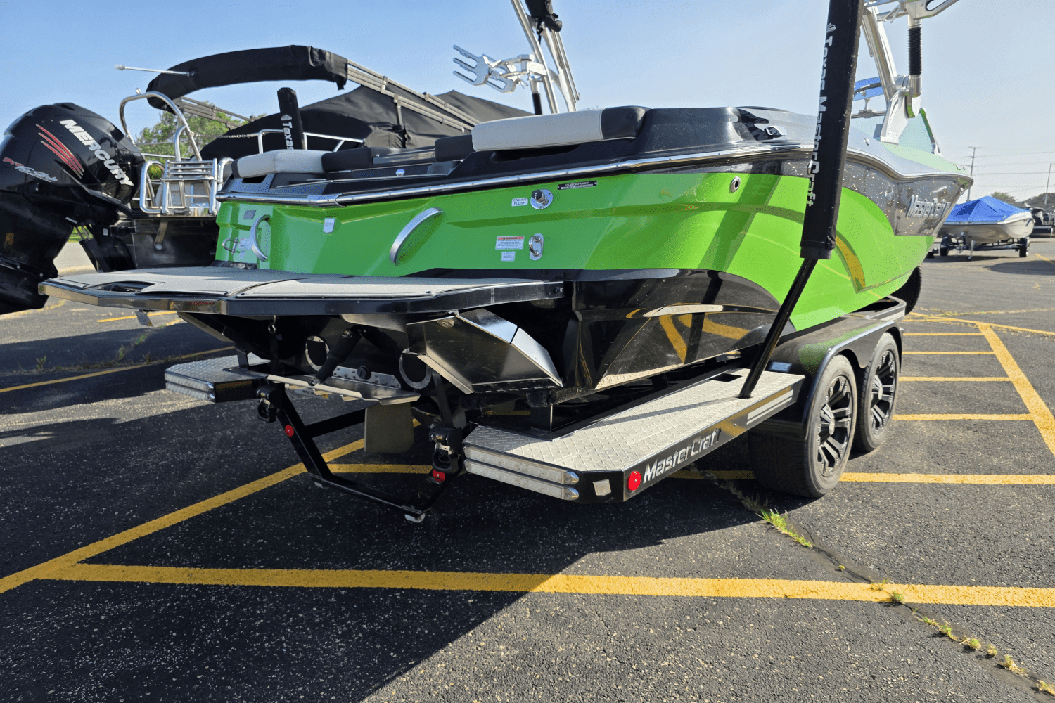 2017 Mastercraft XT23 Image Thumbnail #19