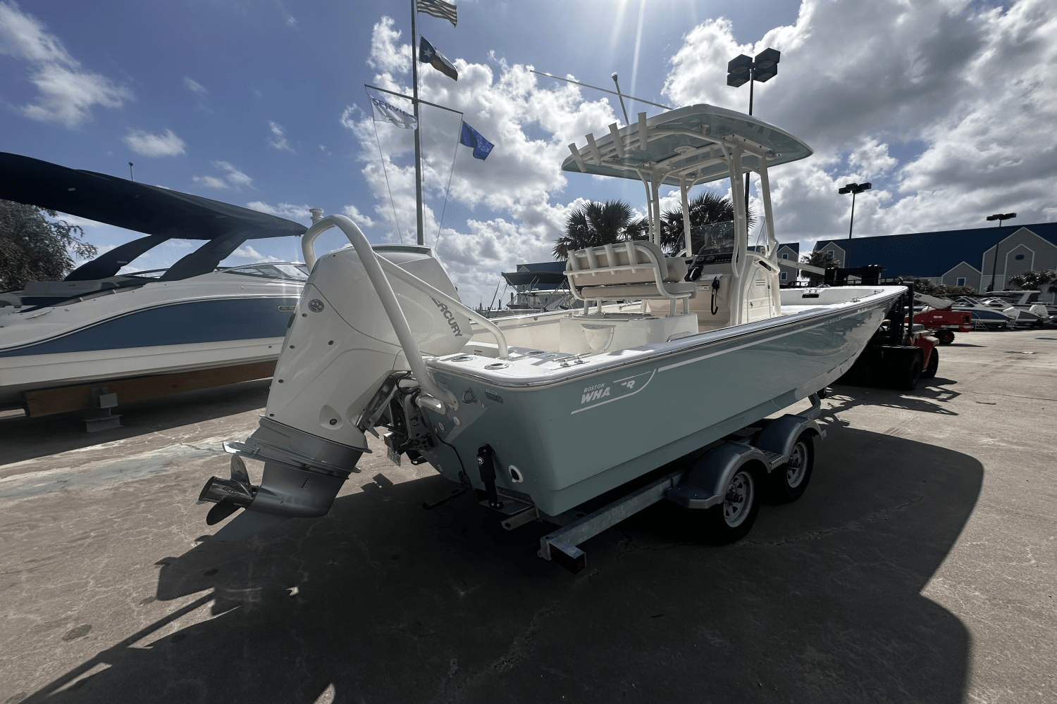 2024 Boston Whaler 210 Montauk Image Thumbnail #4