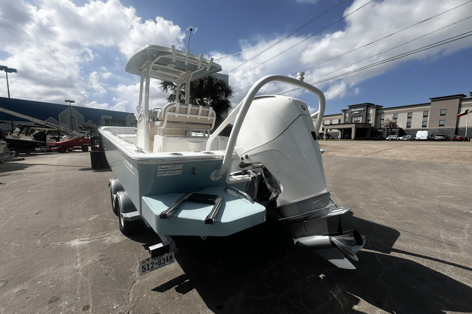 2024 Boston Whaler 210 Montauk Image Thumbnail #5