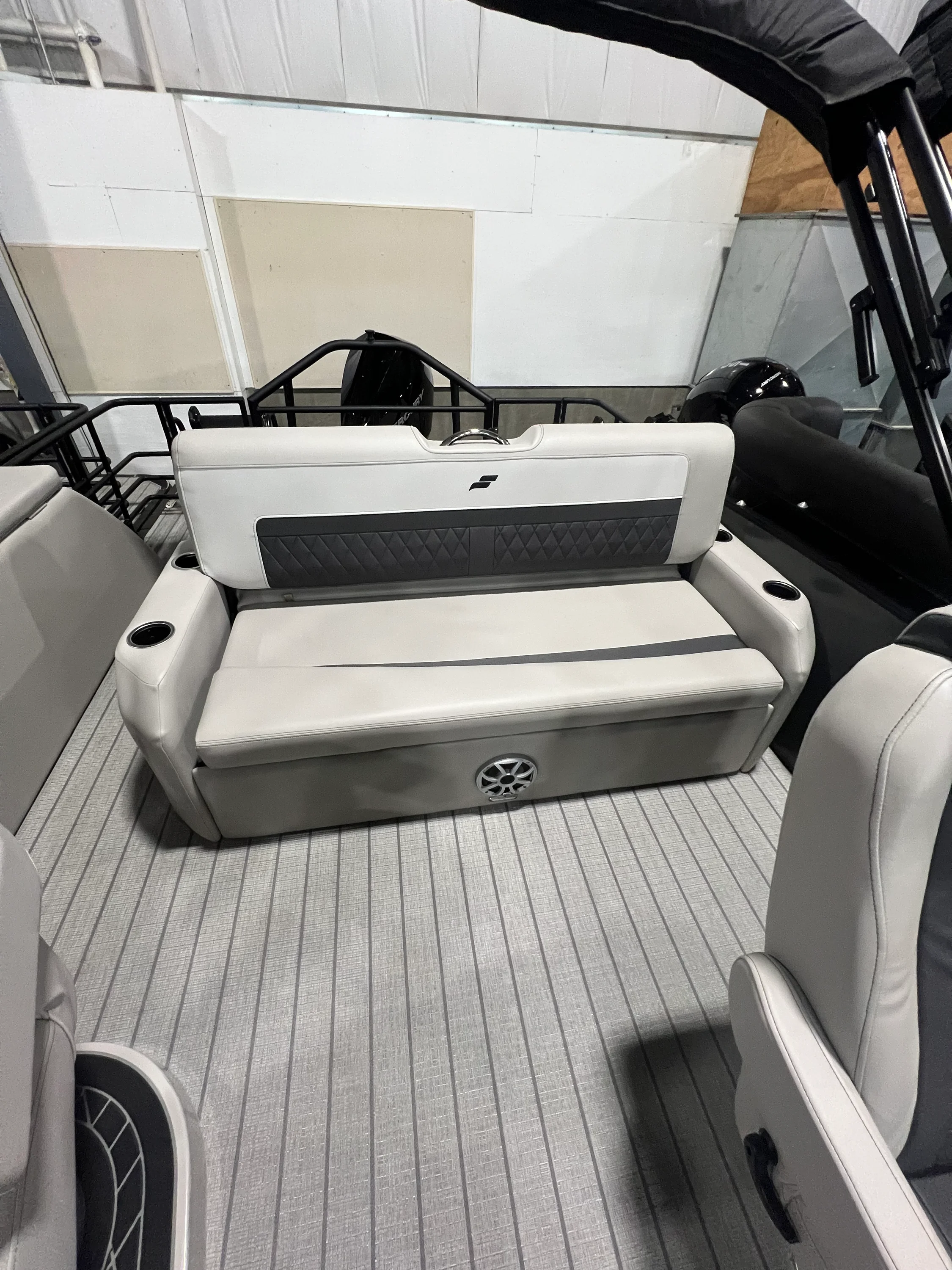 2026 Starcraft SLS 3 Q DH Image Thumbnail #4