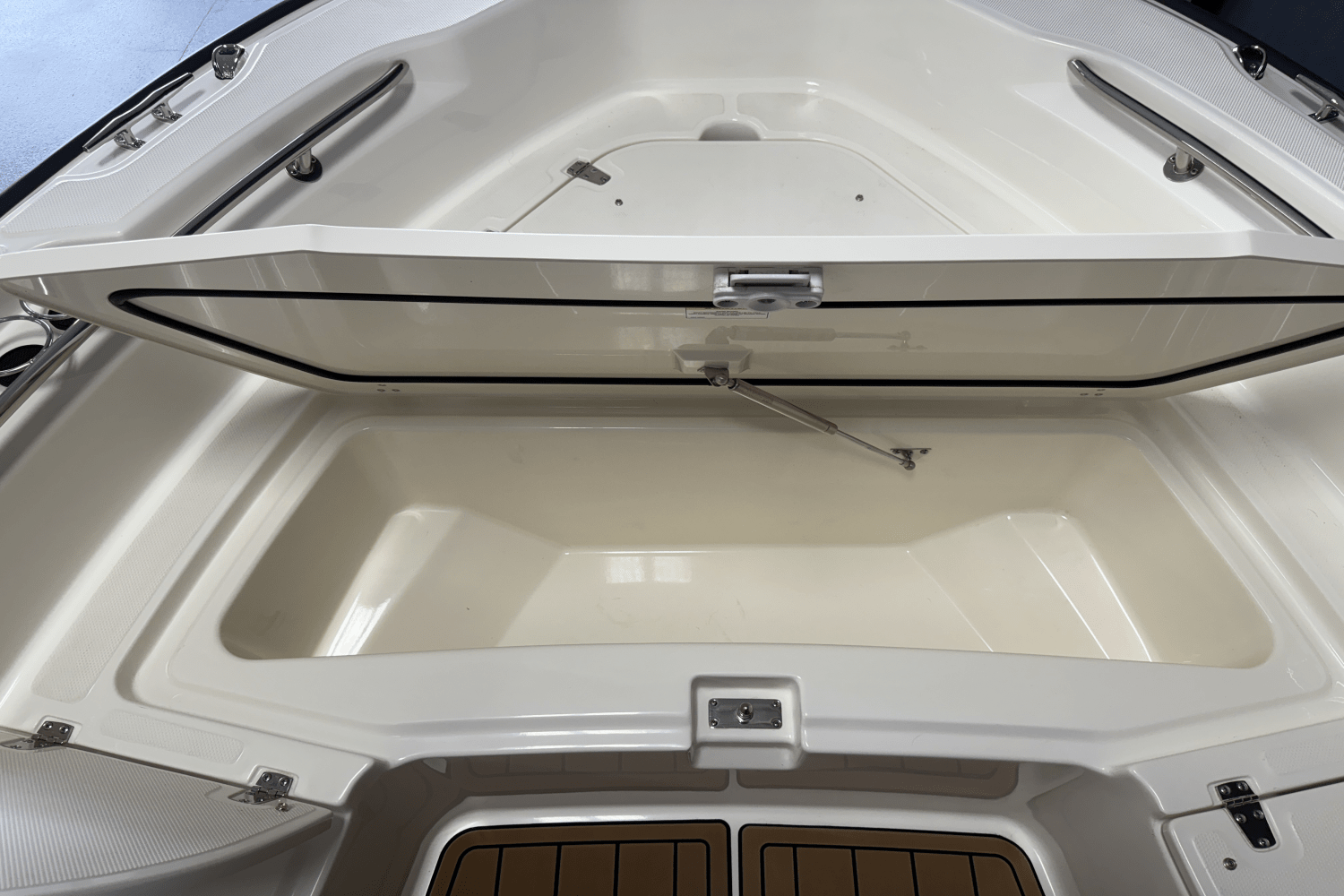 2023 Boston Whaler 250 Dauntless Image Thumbnail #77