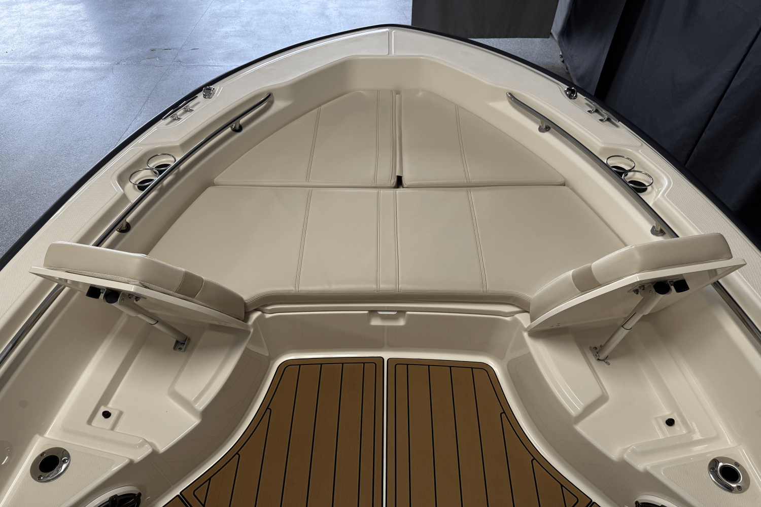 2023 Boston Whaler 250 Dauntless Image Thumbnail #80