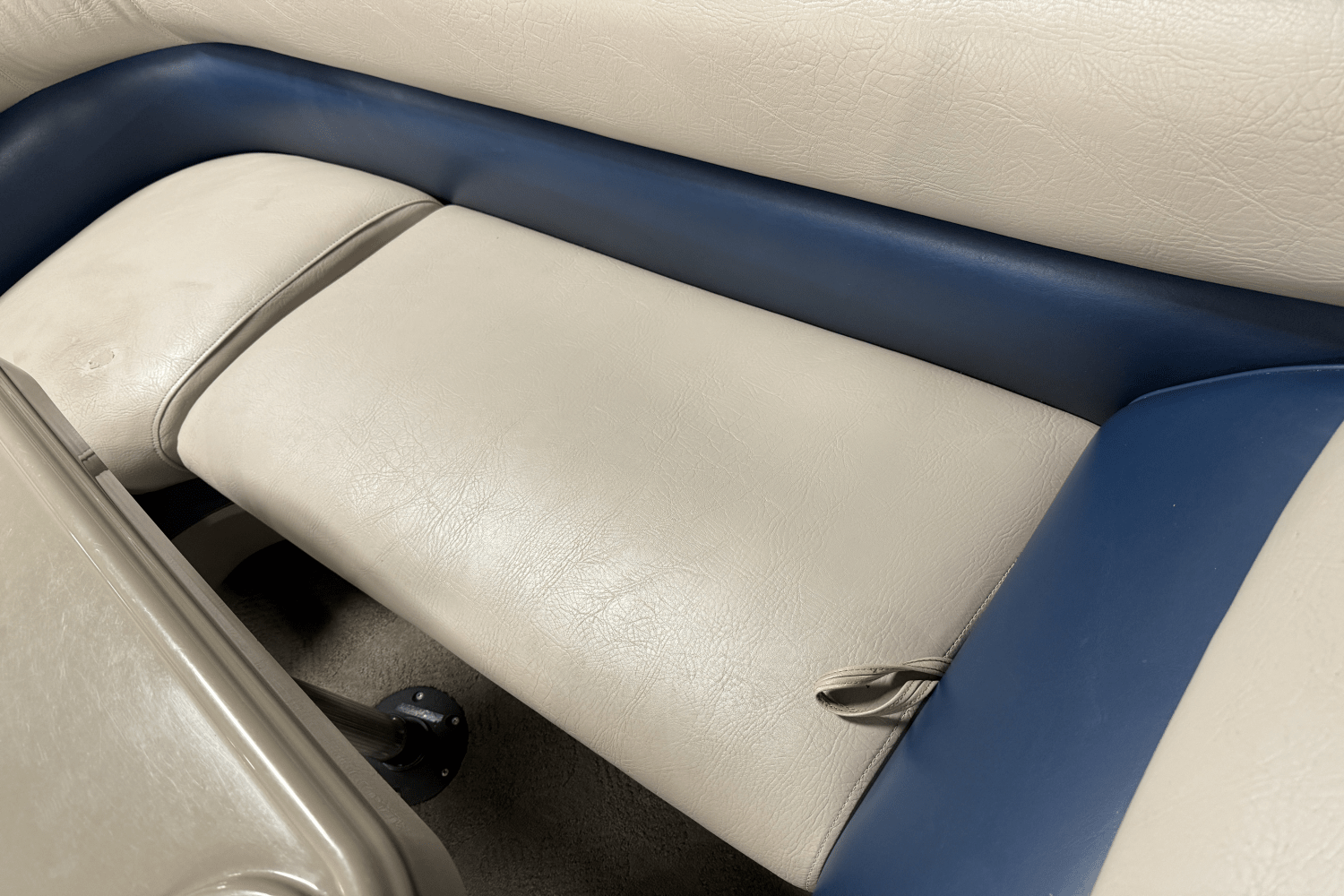 2012 Premier 235 SOLARIS Image Thumbnail #40