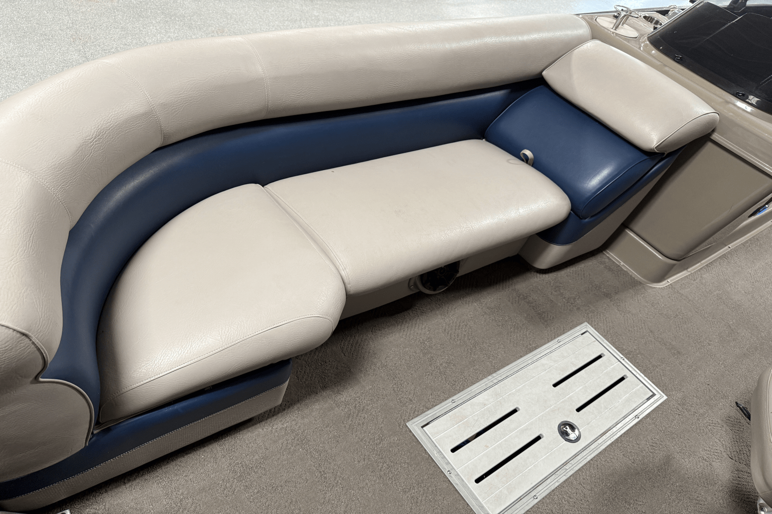 2012 Premier 235 SOLARIS Image Thumbnail #84
