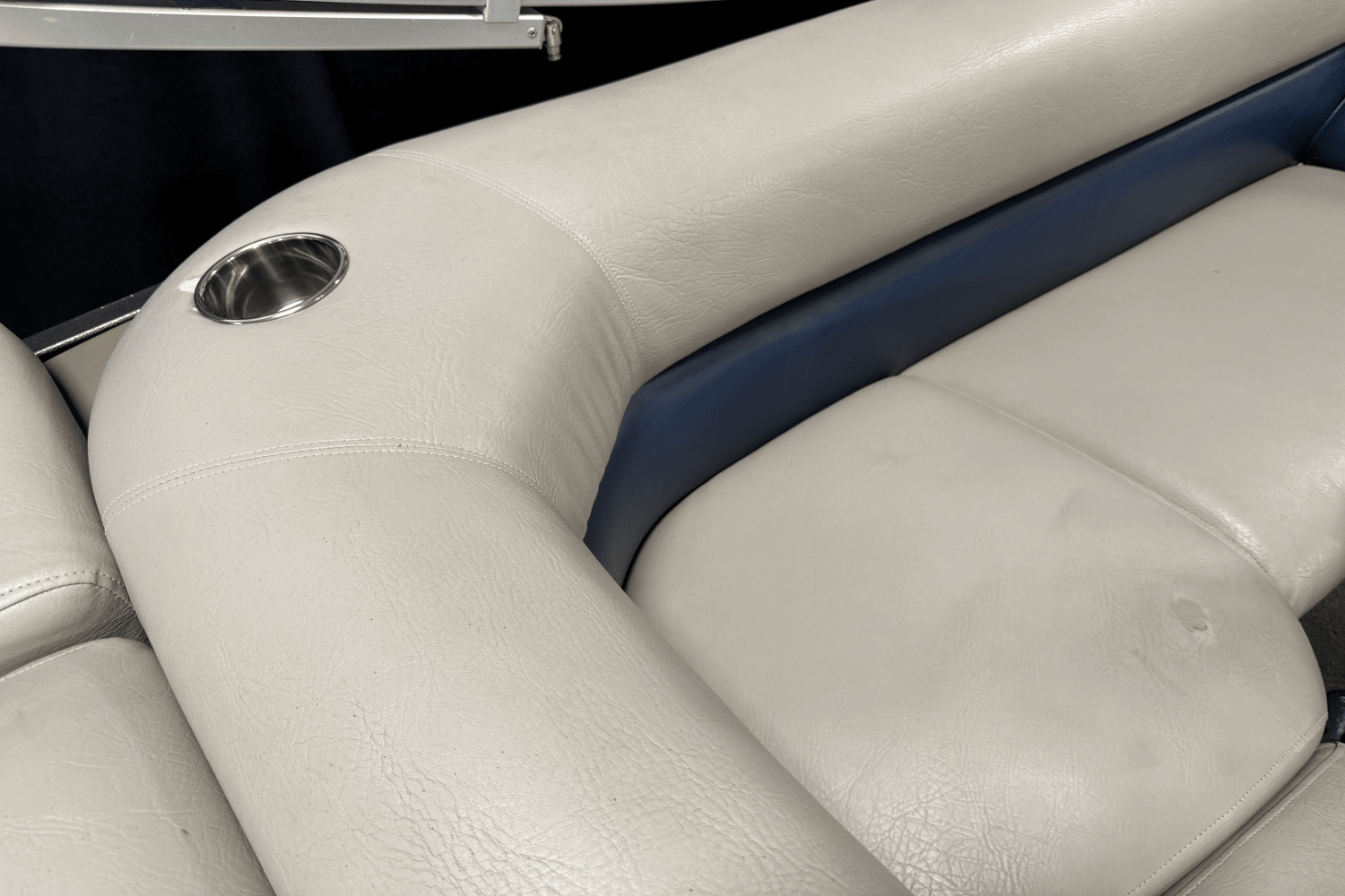 2012 Premier 235 SOLARIS Image Thumbnail #38