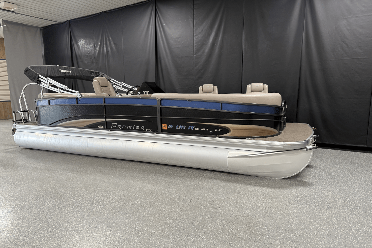 2012 Premier 235 SOLARIS Image Thumbnail #2
