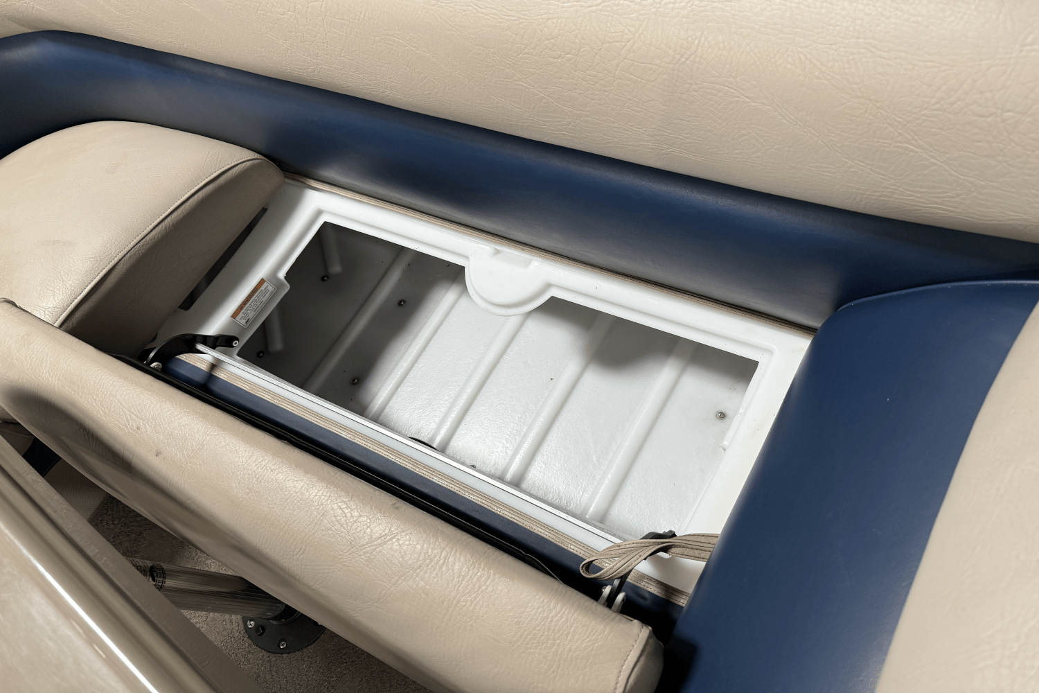 2012 Premier 235 SOLARIS Image Thumbnail #41