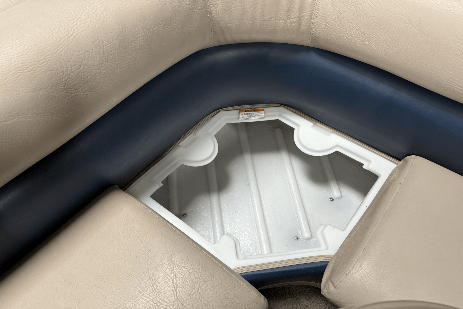 2012 Premier 235 SOLARIS Image Thumbnail #37
