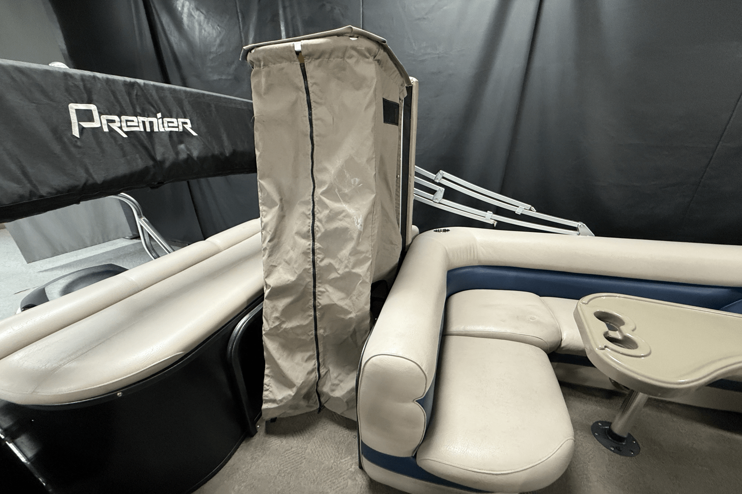 2012 Premier 235 SOLARIS Image Thumbnail #31