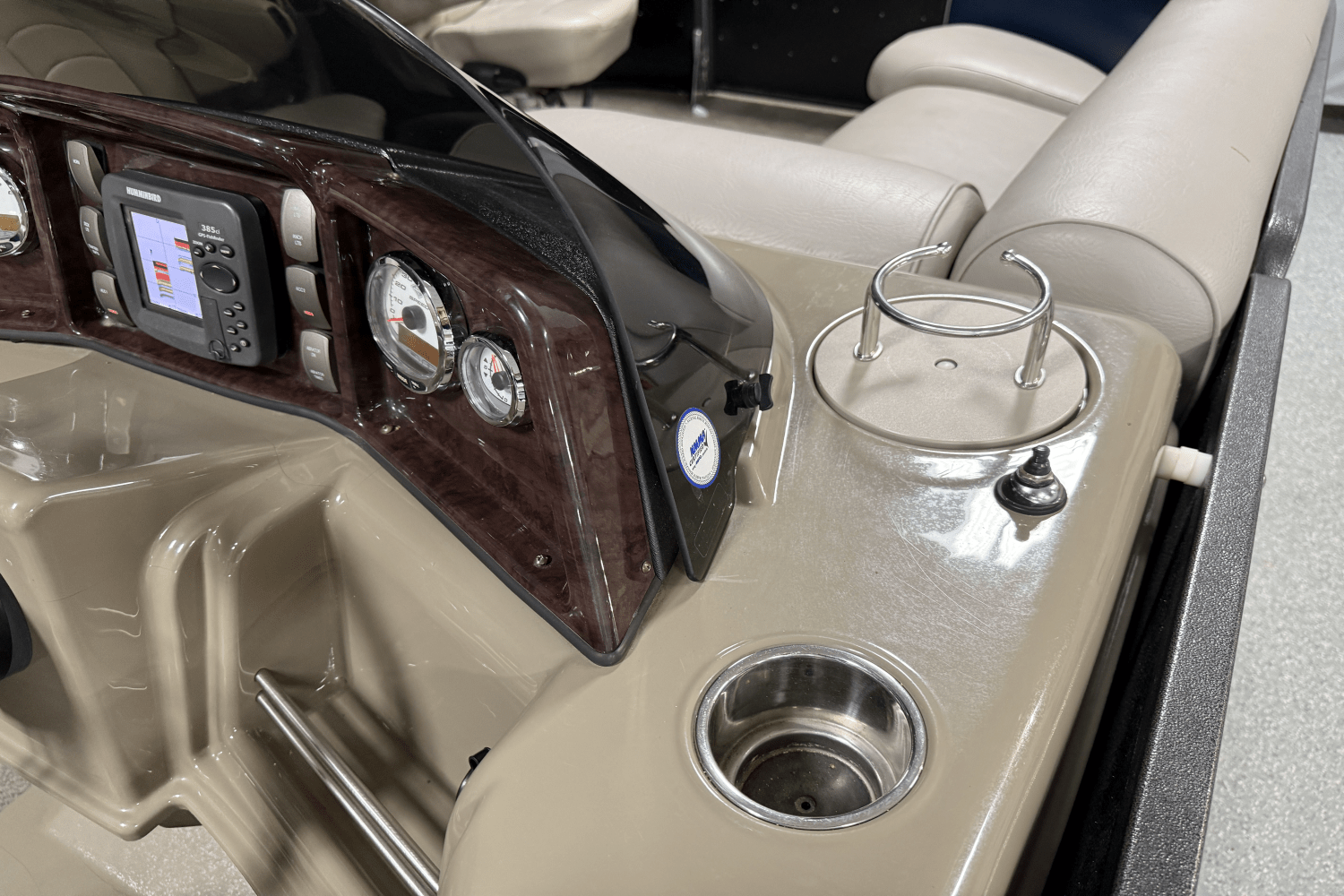 2012 Premier 235 SOLARIS Image Thumbnail #65