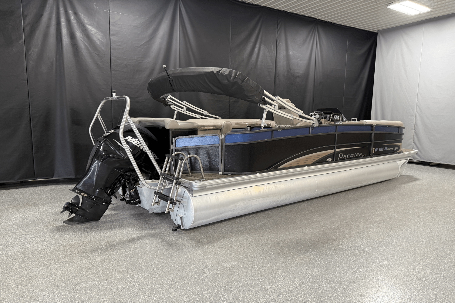 2012 Premier 235 SOLARIS Image Thumbnail #4