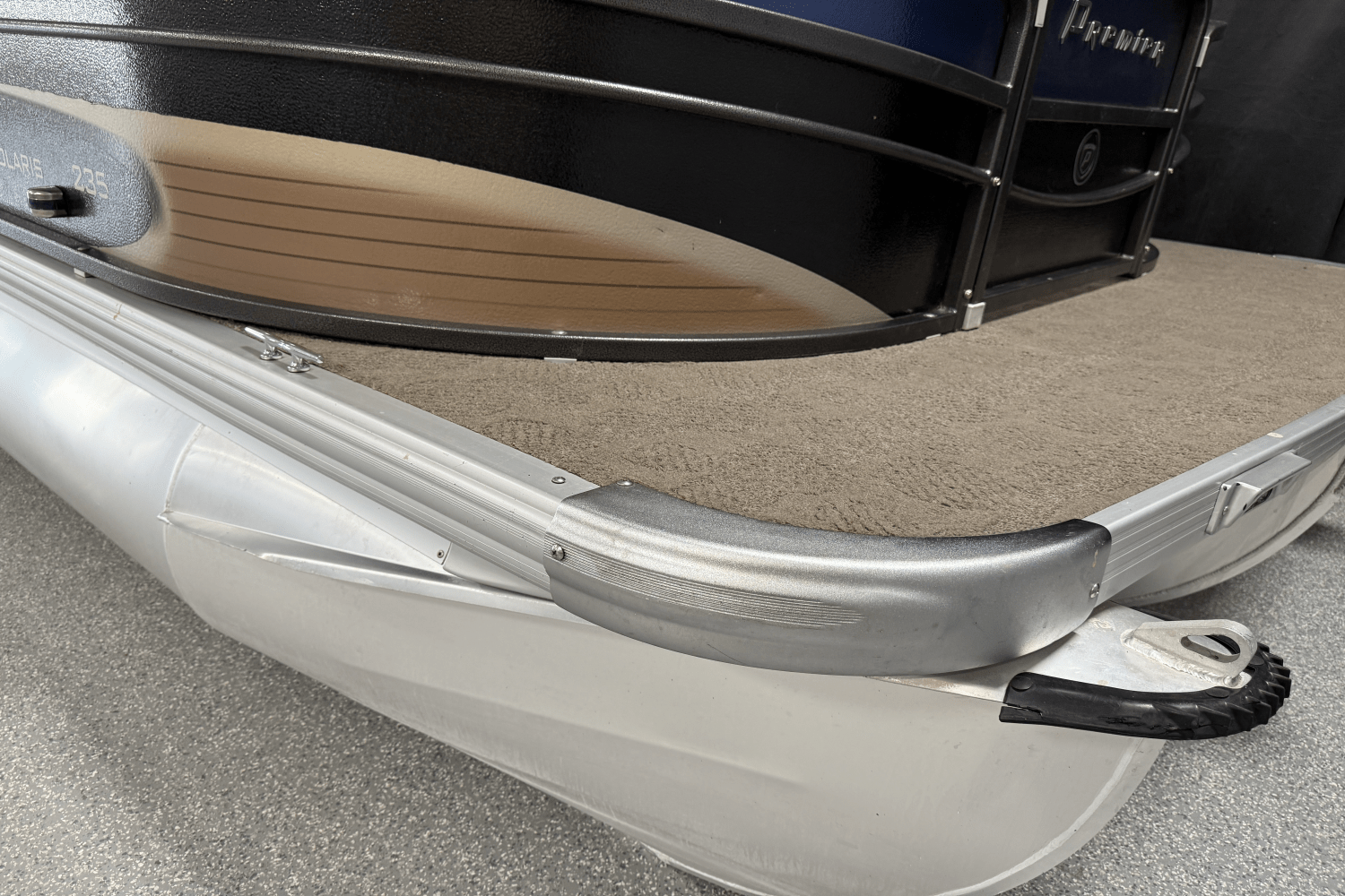 2012 Premier 235 SOLARIS Image Thumbnail #92