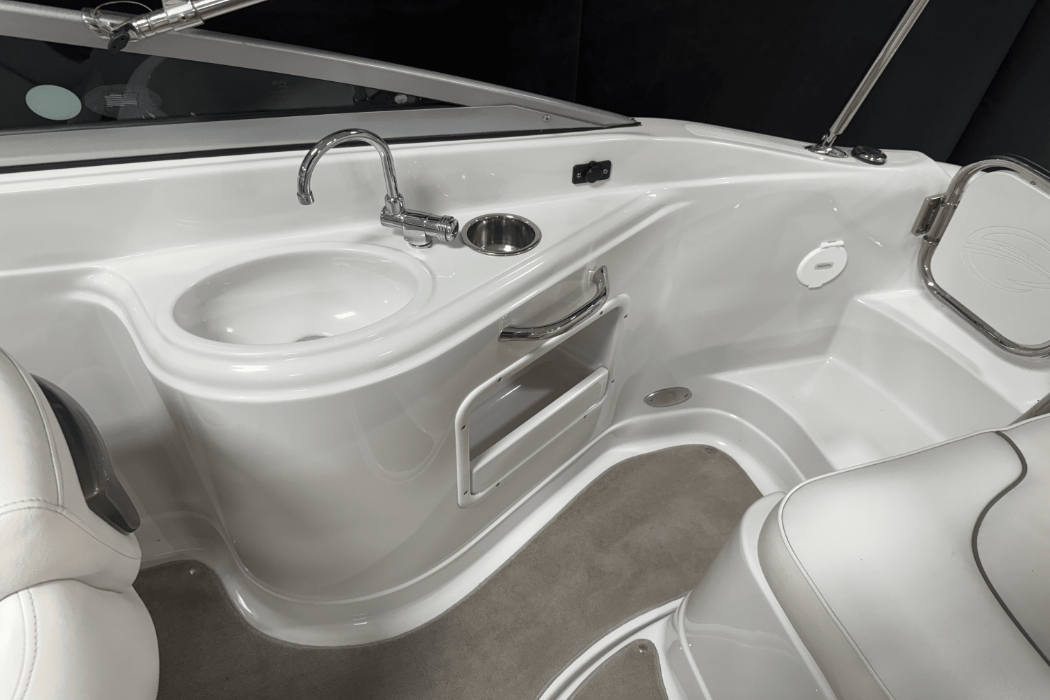 2008 Crownline 220 Image Thumbnail #40