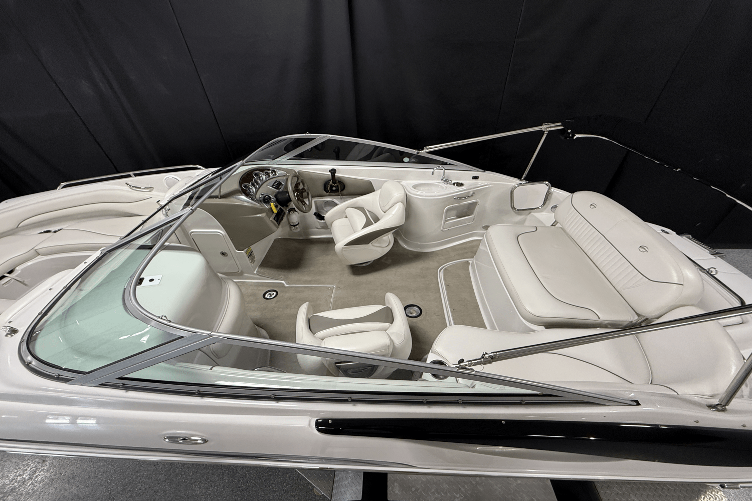 2008 Crownline 220 Image Thumbnail #5