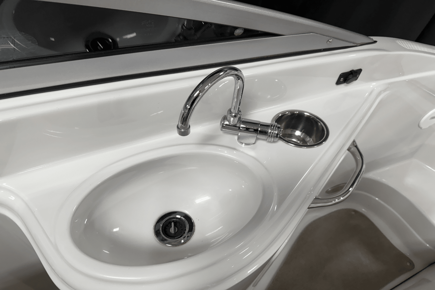 2008 Crownline 220 Image Thumbnail #41