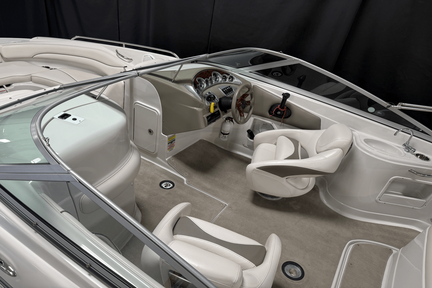 2008 Crownline 220 Image Thumbnail #6
