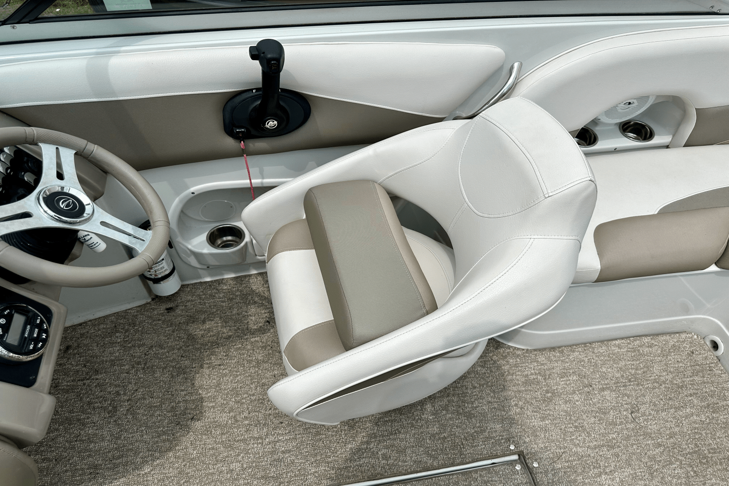 2019 Crownline 205 SS Image Thumbnail #17