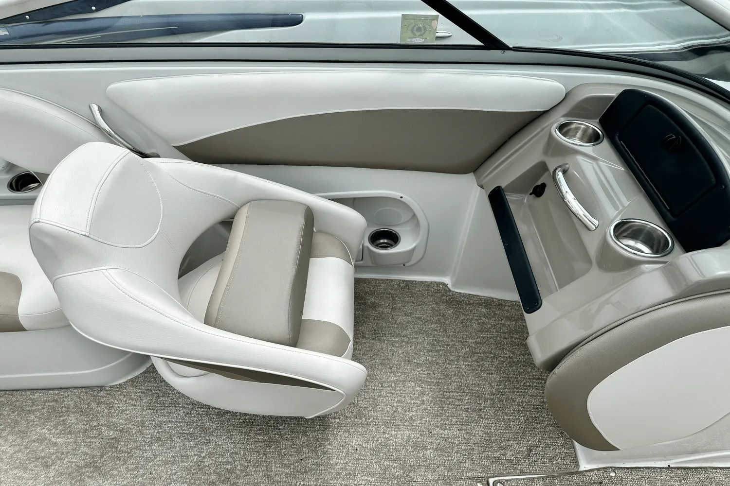 2019 Crownline 205 SS Image Thumbnail #13