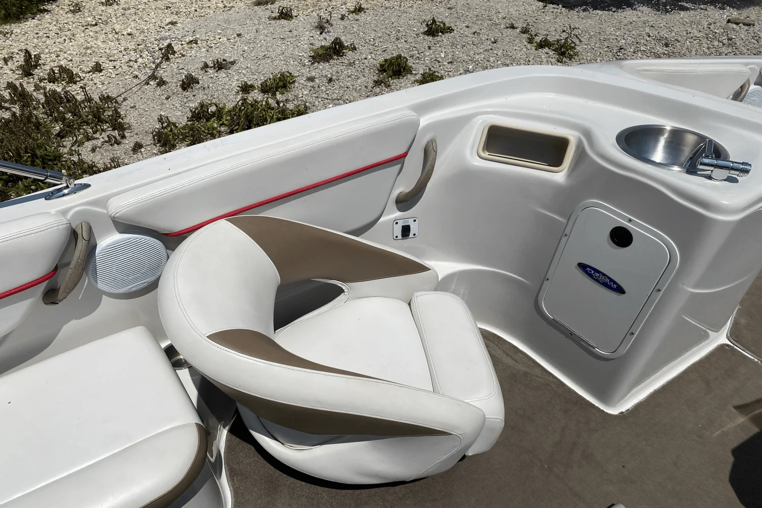 2007 Four Winns 204 FS Image Thumbnail #8