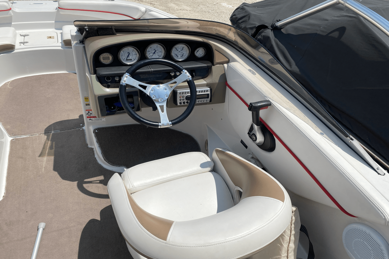 2007 Four Winns 204 FS Image Thumbnail #9