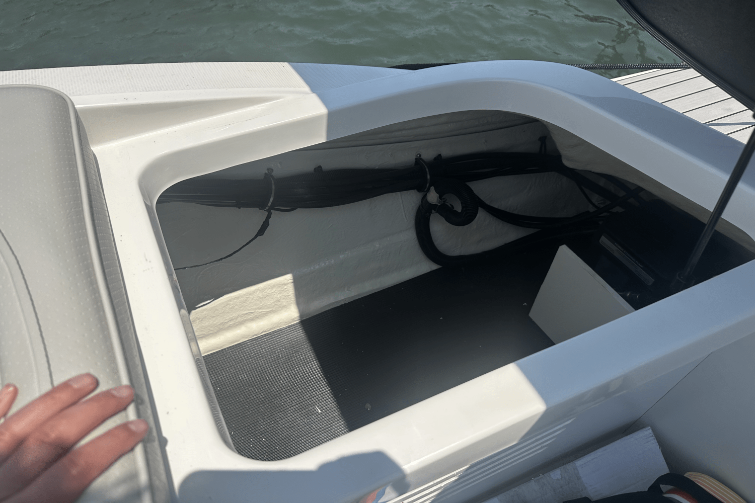 2023 Sea Ray 210 SPX/OB Image Thumbnail #17