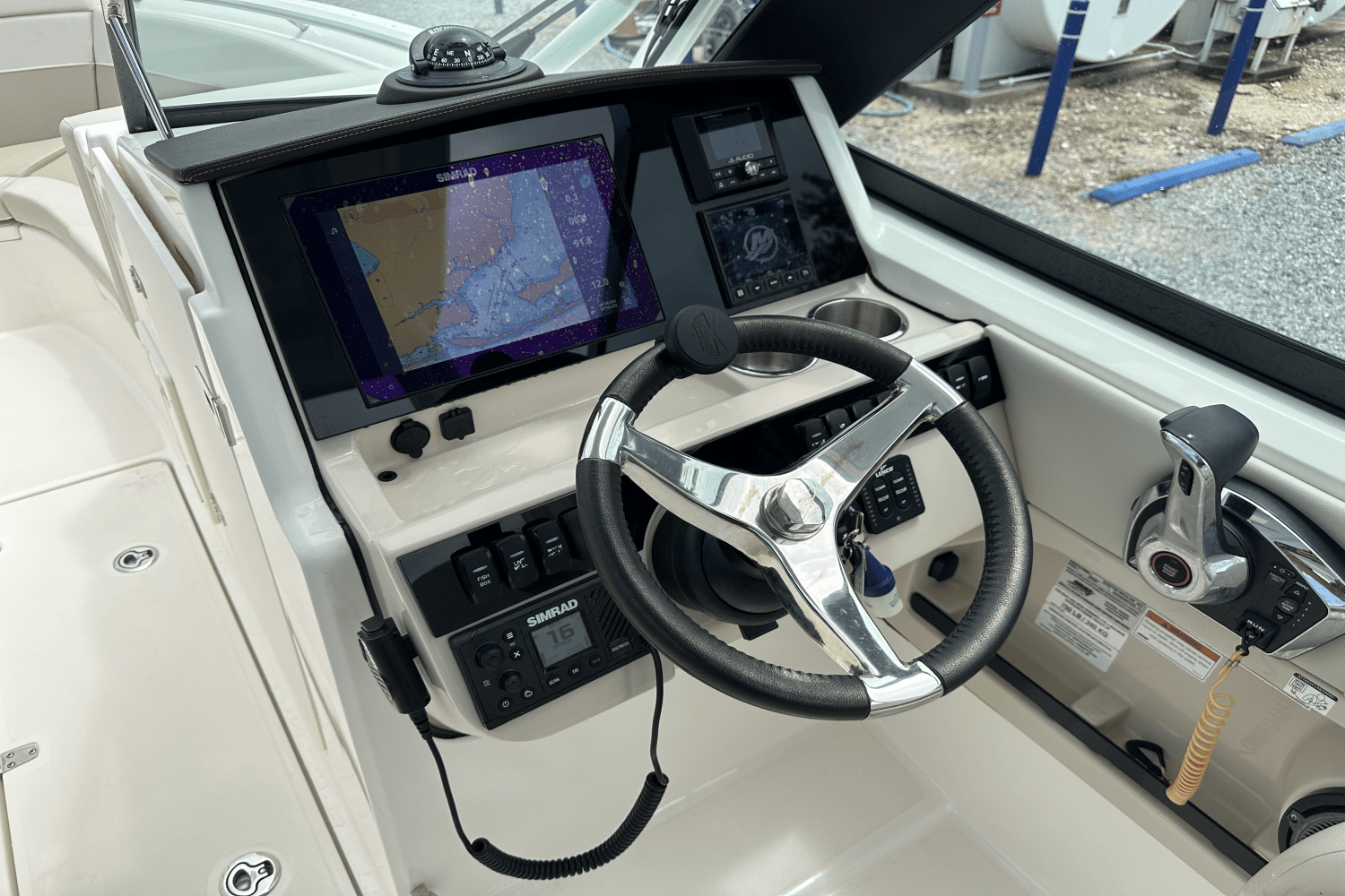 2023 Boston Whaler 24 VANTAGE Image Thumbnail #24