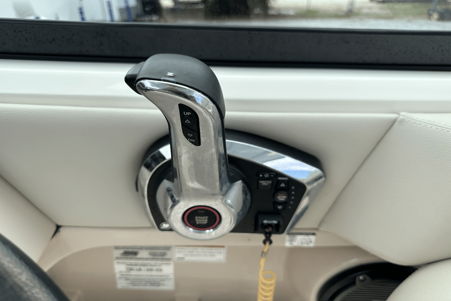 2023 Boston Whaler 24 VANTAGE Image Thumbnail #27