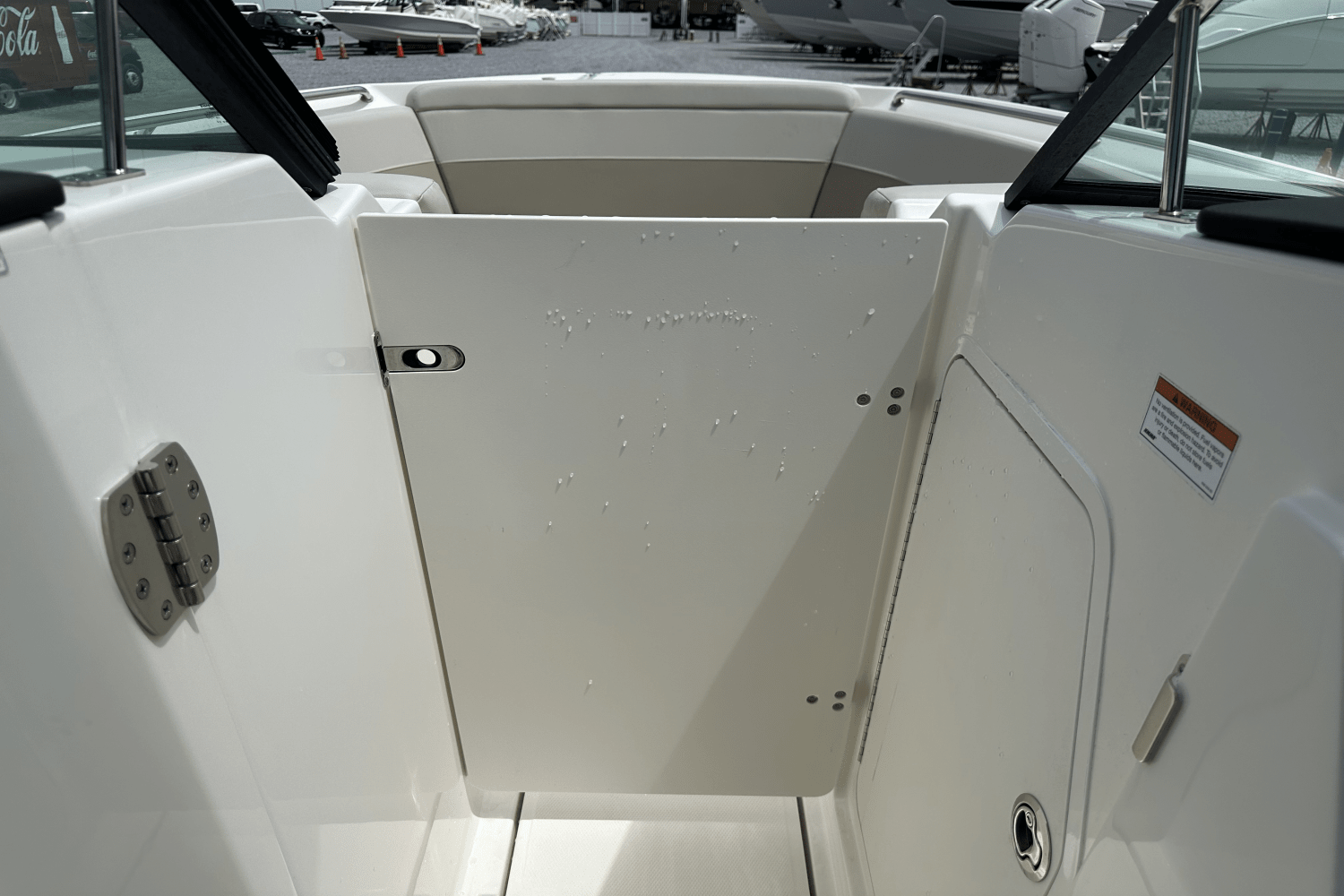 2023 Boston Whaler 24 VANTAGE Image Thumbnail #37