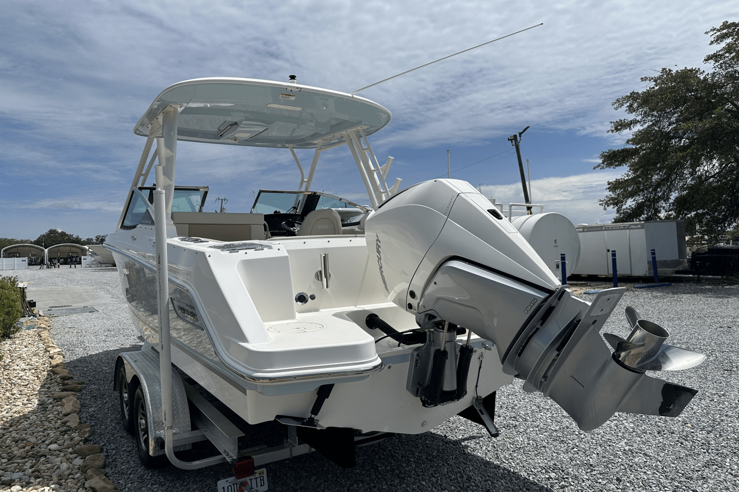 2023 Boston Whaler 24 VANTAGE Image Thumbnail #6