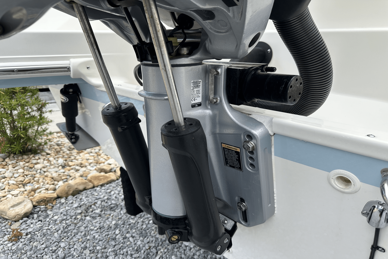 2023 Boston Whaler 24 VANTAGE Image Thumbnail #47