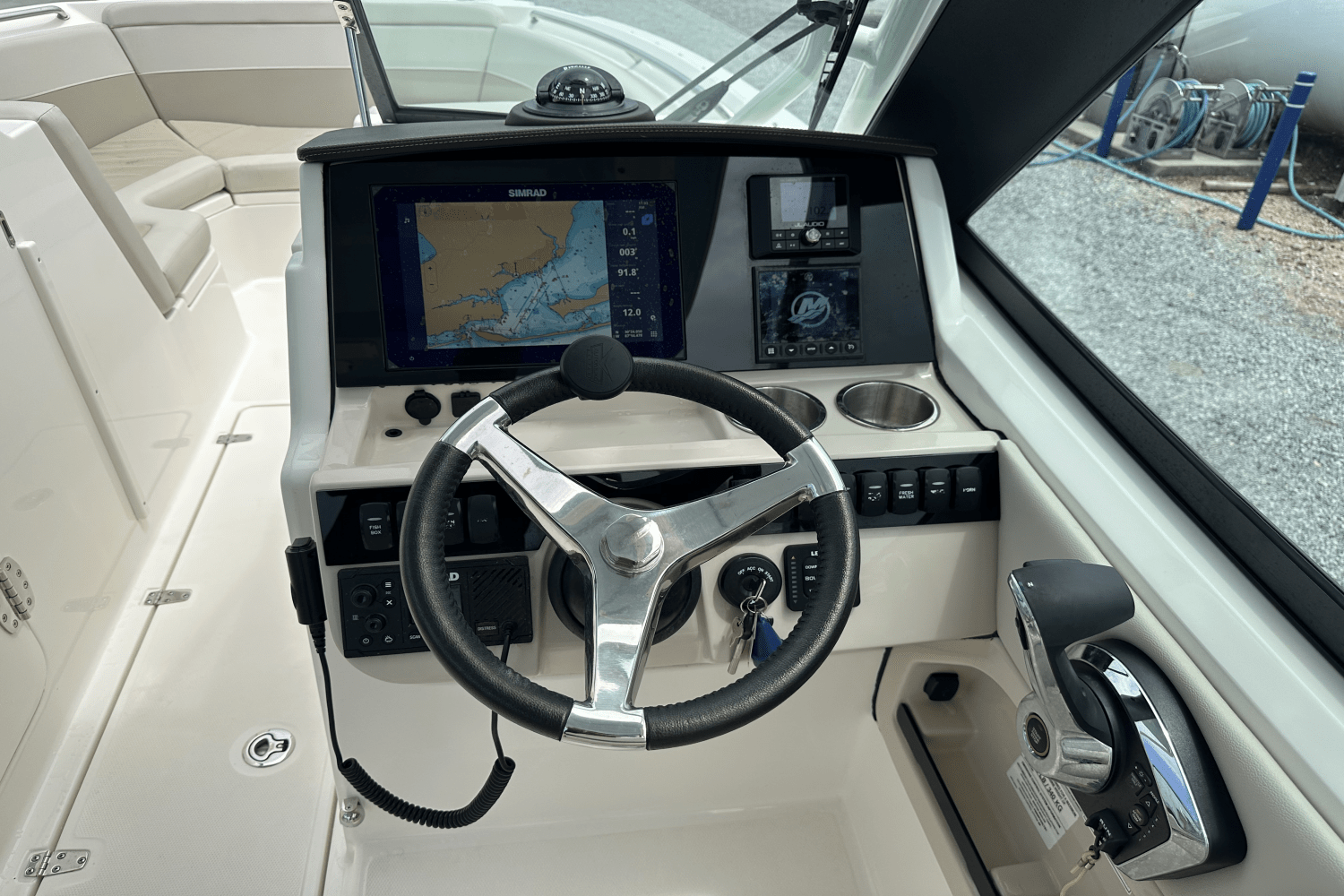 2023 Boston Whaler 24 VANTAGE Image Thumbnail #23