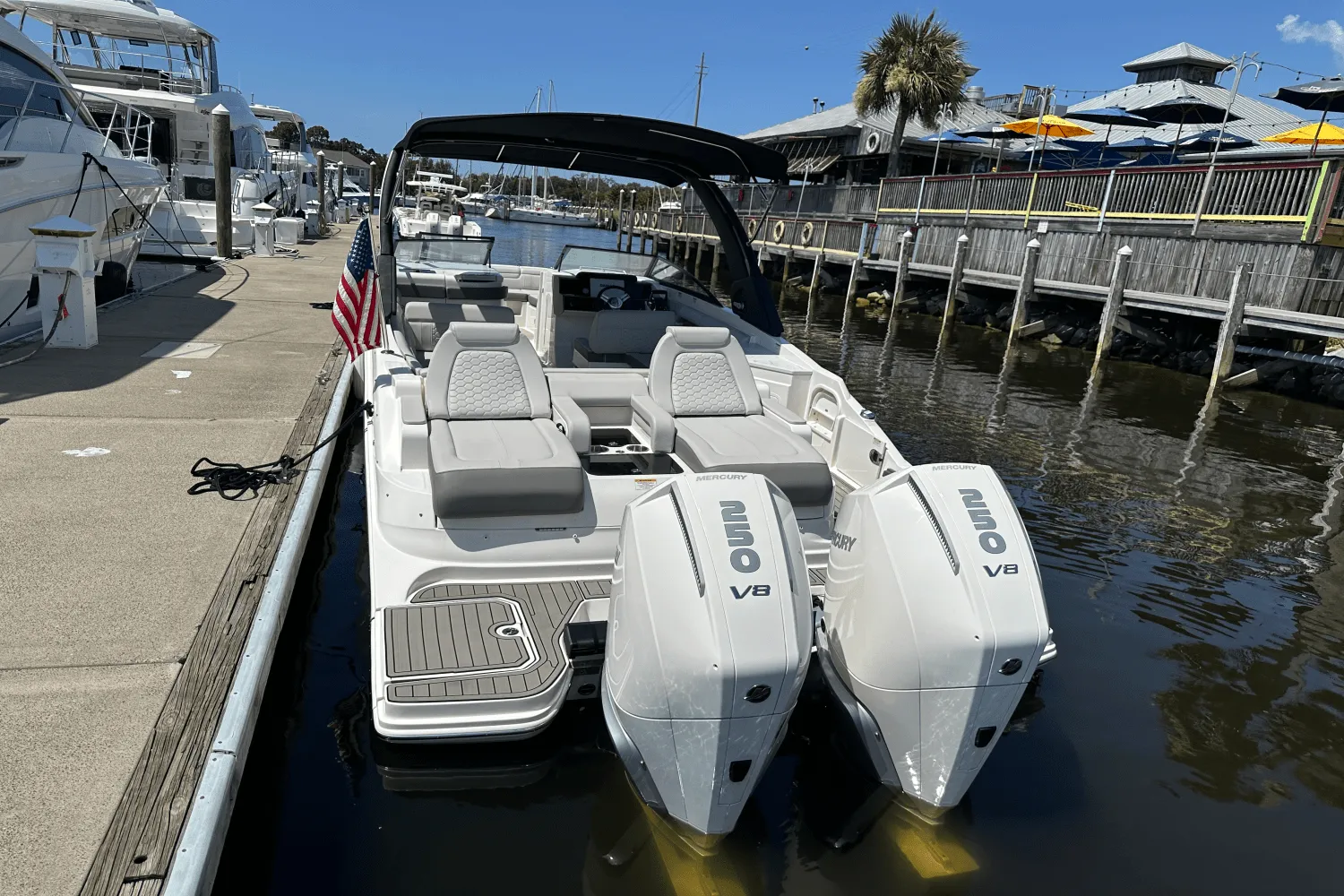 2024 Sea Ray 290 SD-OB Image Thumbnail #5