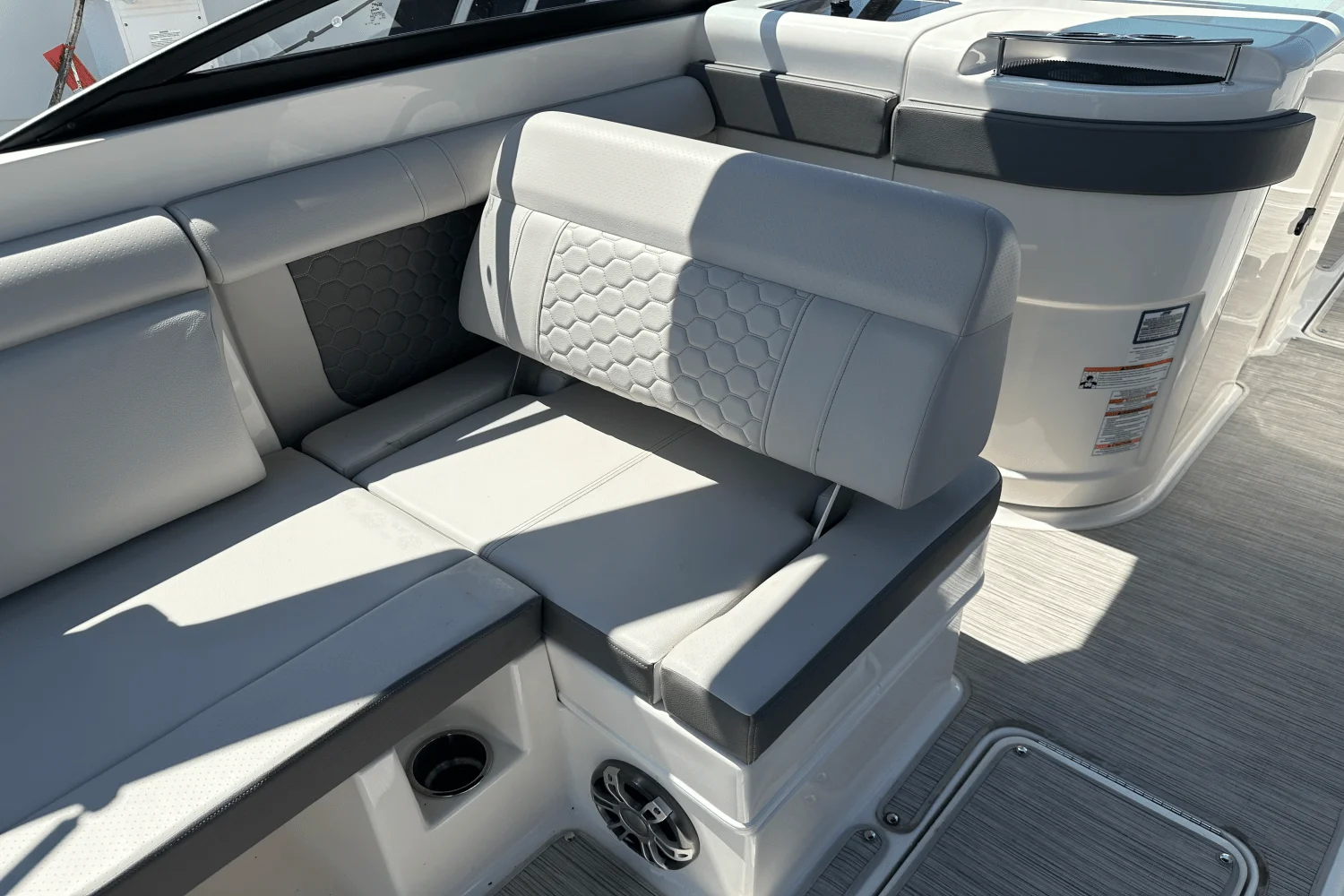 2024 Sea Ray 290 SD-OB Image Thumbnail #48