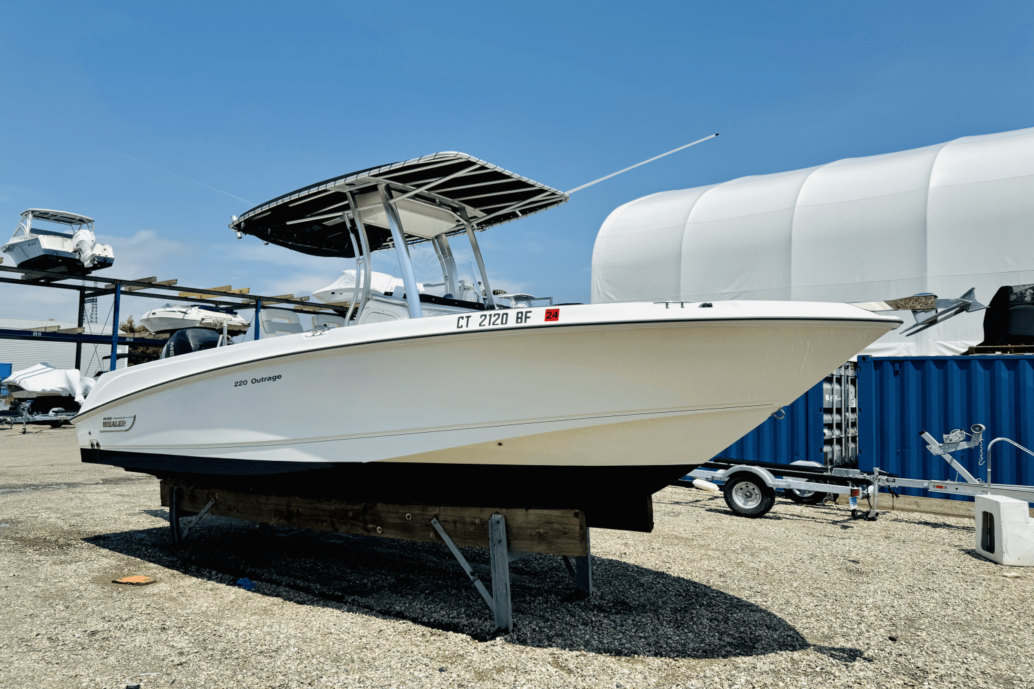 2012 Boston Whaler 220 OUTRAGE Image Thumbnail #0