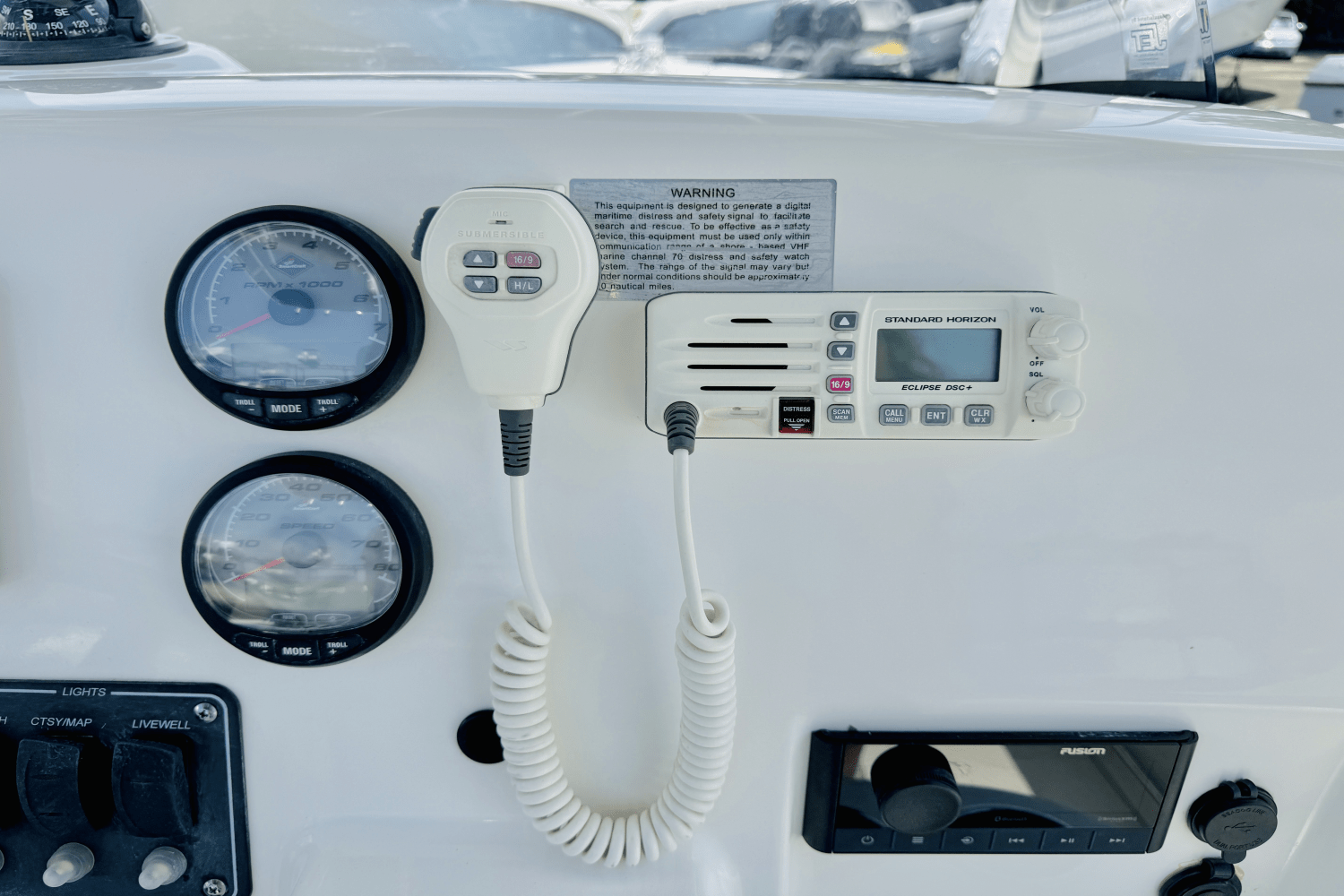 2012 Boston Whaler 220 OUTRAGE Image Thumbnail #38