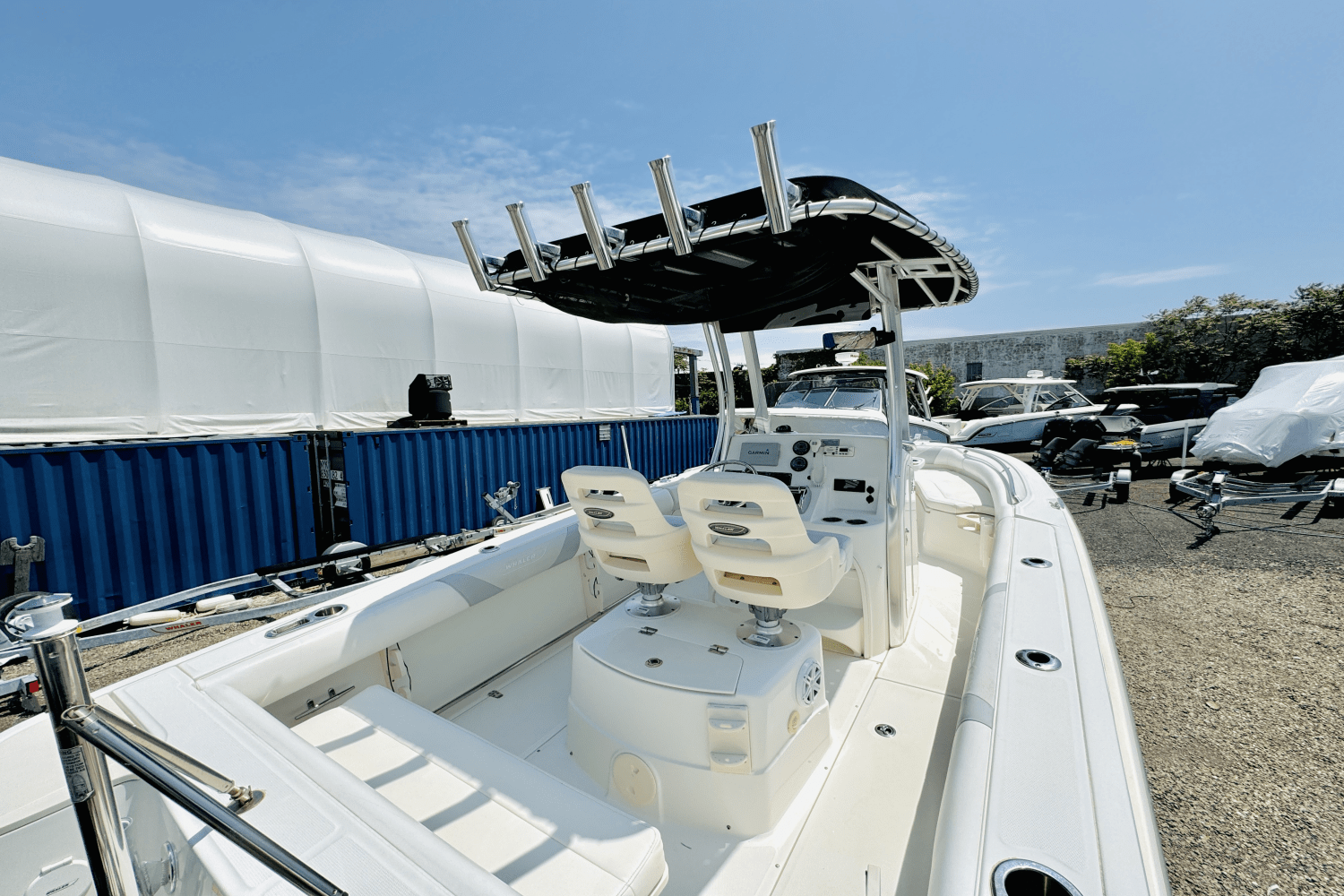 2012 Boston Whaler 220 OUTRAGE Image Thumbnail #12