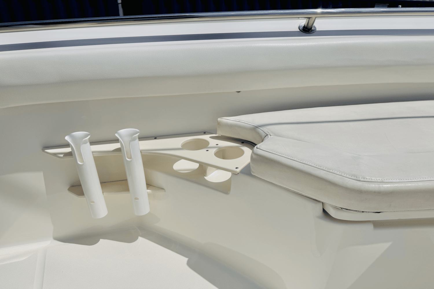2012 Boston Whaler 220 OUTRAGE Image Thumbnail #46