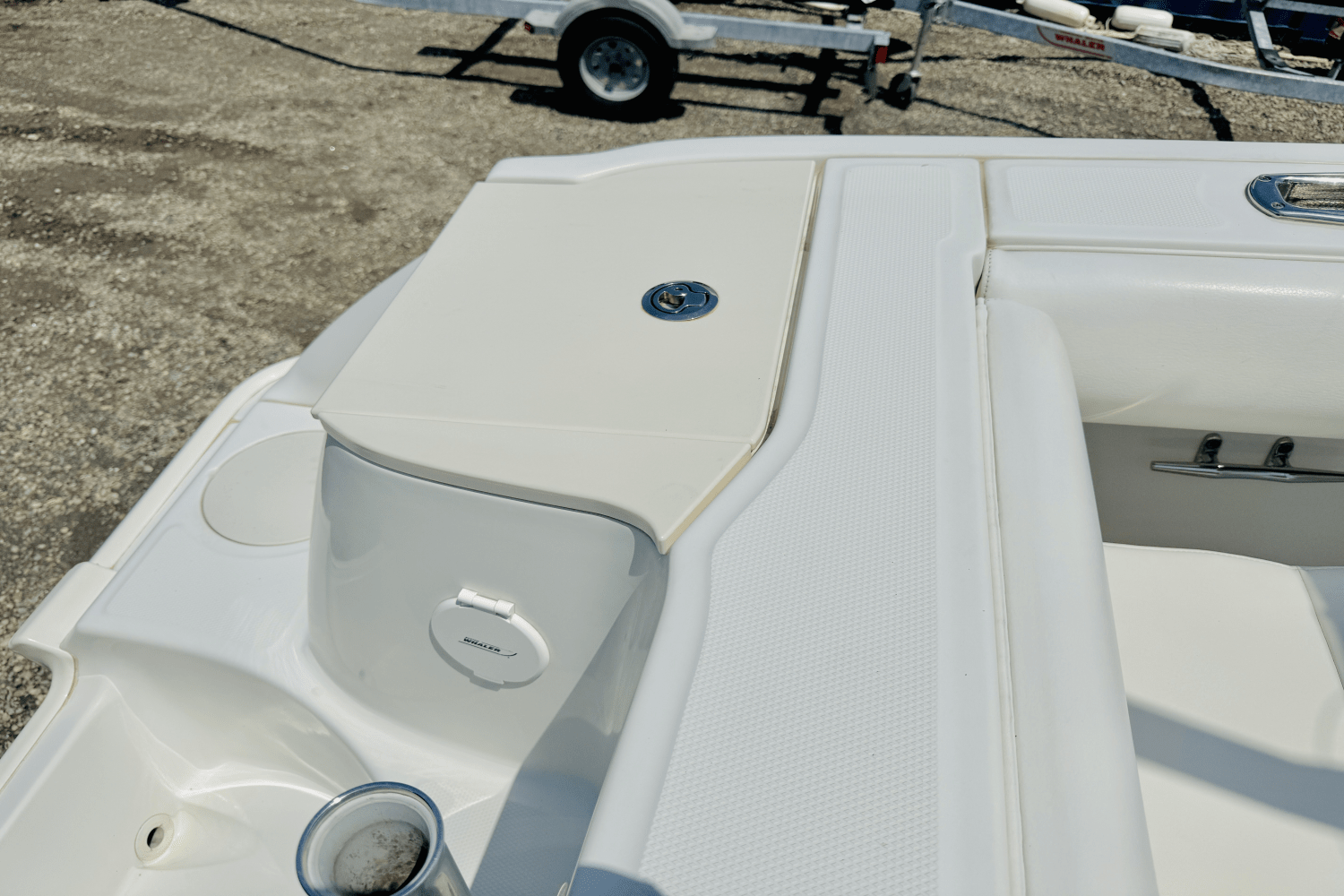 2012 Boston Whaler 220 OUTRAGE Image Thumbnail #16