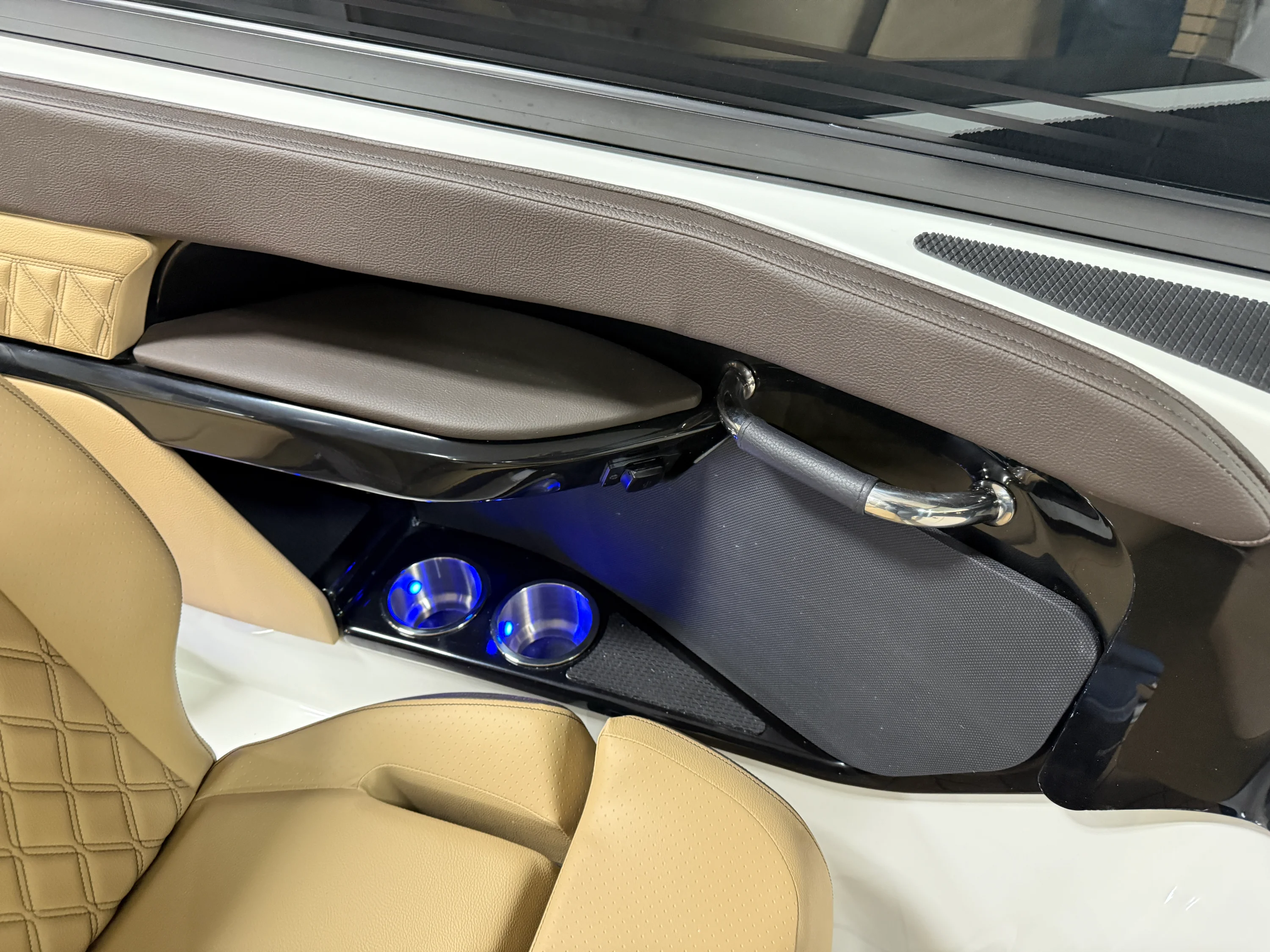 2026 Sea Ray SLX 260 Image Thumbnail #59